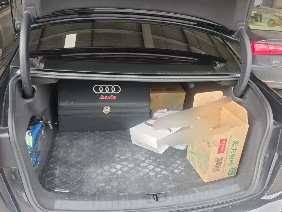 Audi A6L 2023