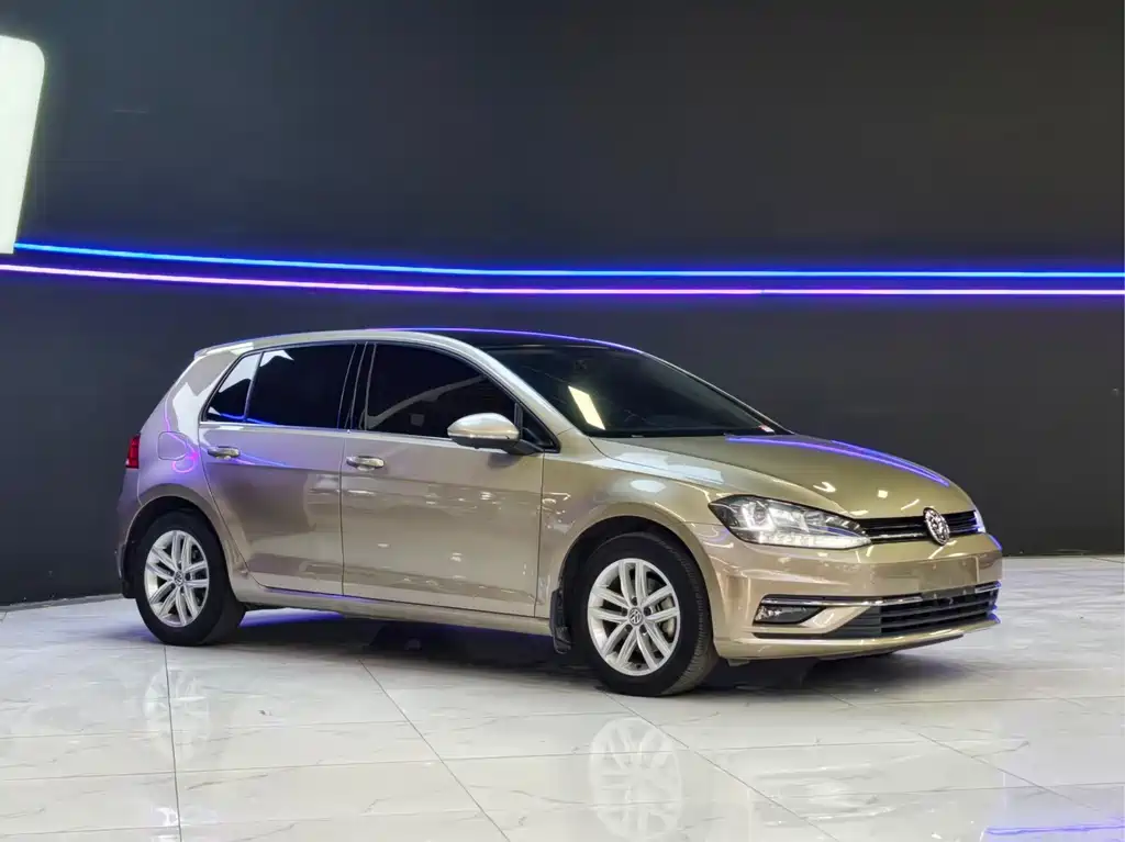 Volkswagen Golf 2018 — фото 2