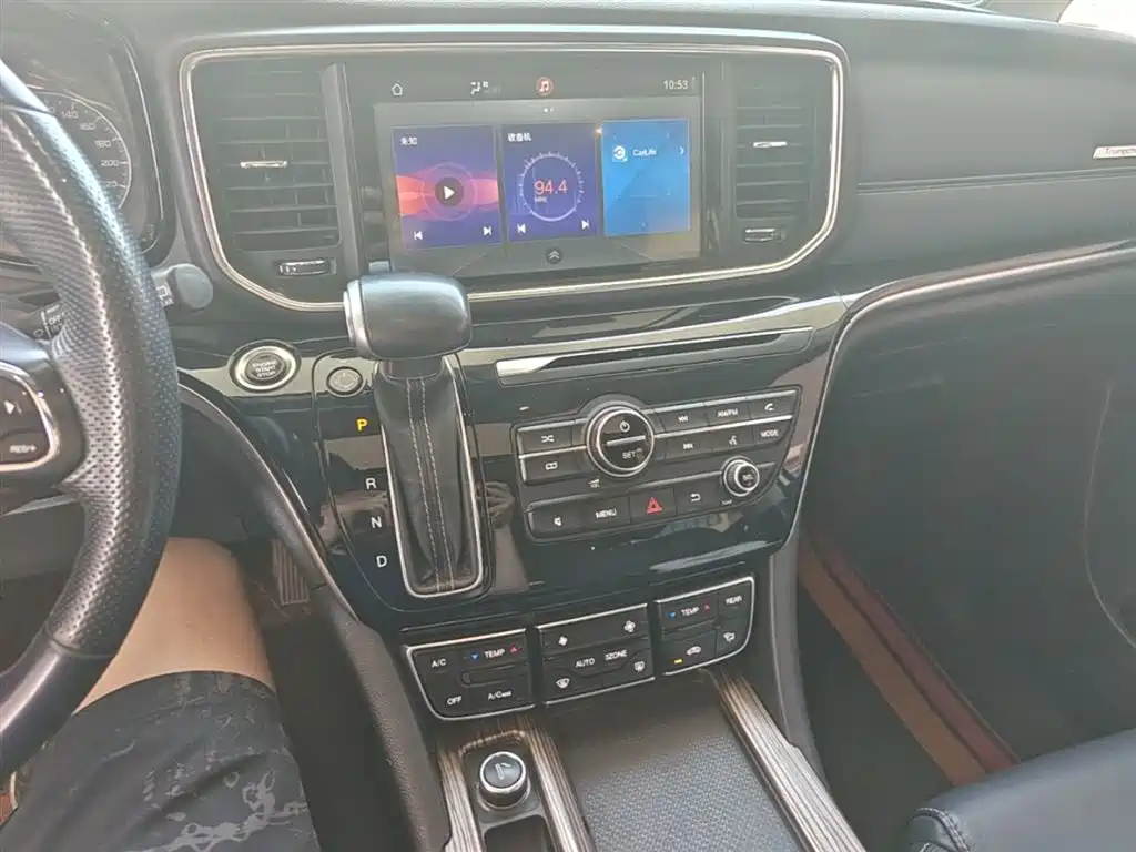 GAC Motor Trumpchi M8 2019 — фото 13