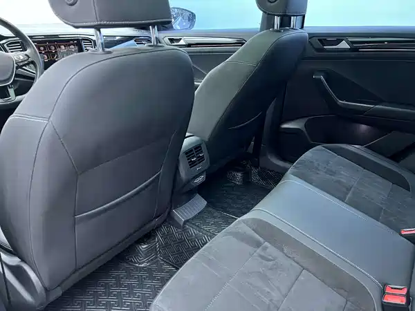 Volkswagen T-Roc 2021