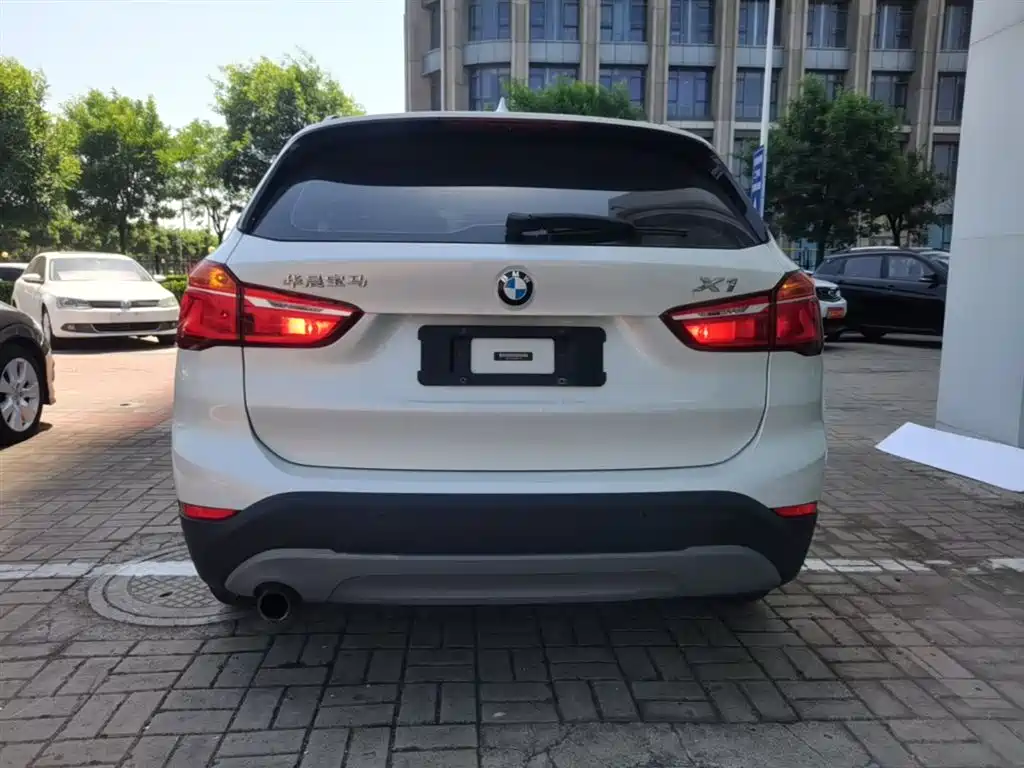 BMW X1 2017 — фото 6