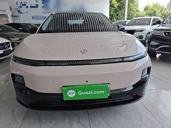 Leapmotor B01 2025
