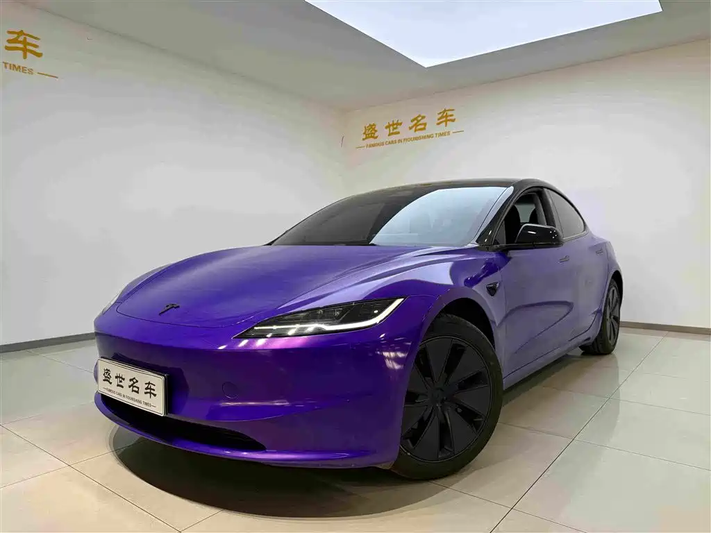 Tesla Model 3 2025 — фото 1