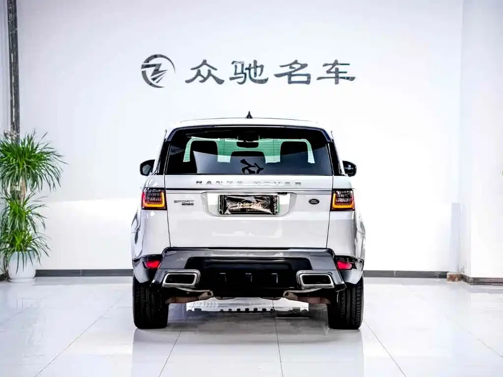 Land Rover Sport PHEV 2019 — фото 11