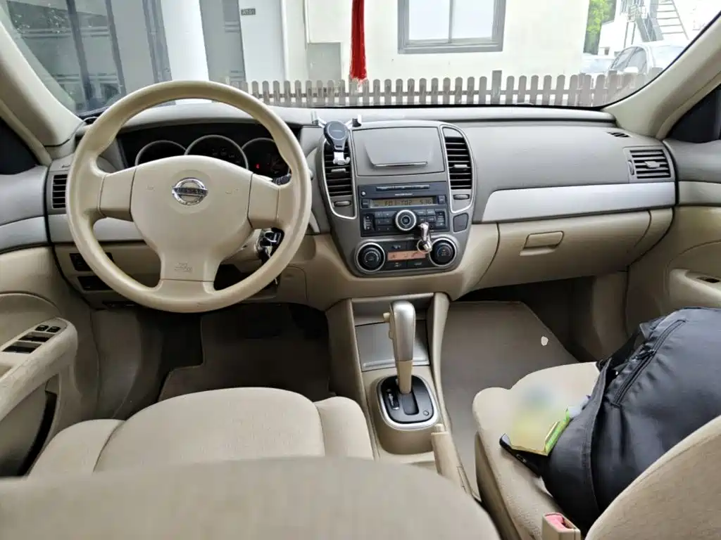 Nissan Sylphy 2017 — фото 10