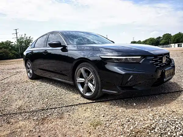 Honda Accord 2025