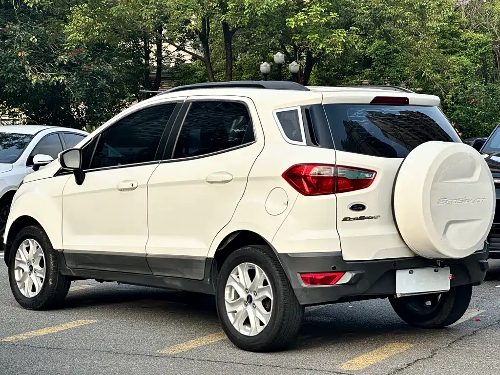 Ford Ecosport 2017 — фото 6