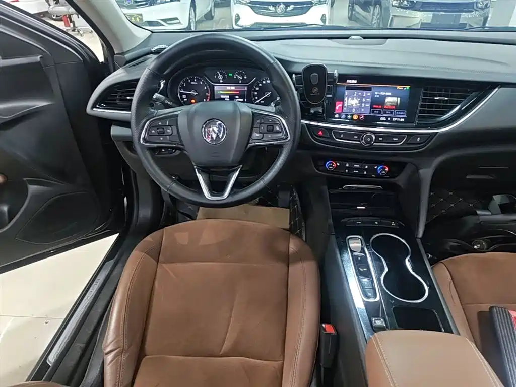 Buick Regal 2022 — фото 13
