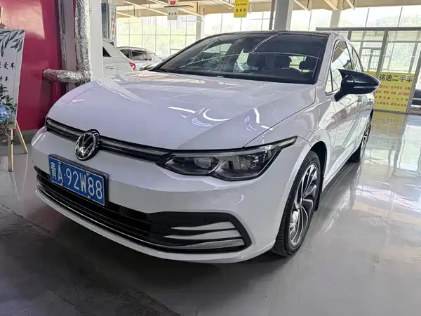 Volkswagen Golf 2023