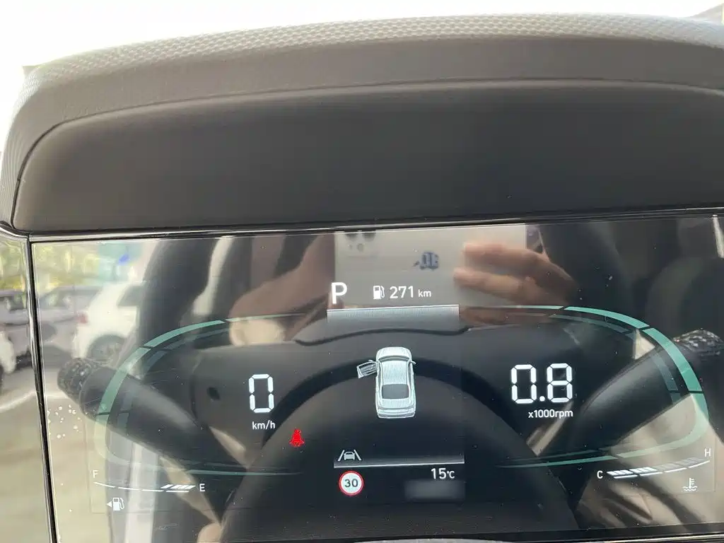 Hyundai Elantra 2024