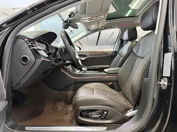 Audi A8 2024