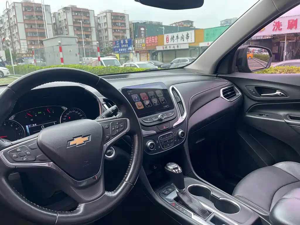 Chevrolet Equinox 2019 — фото 16