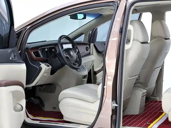 Buick GL8 2020
