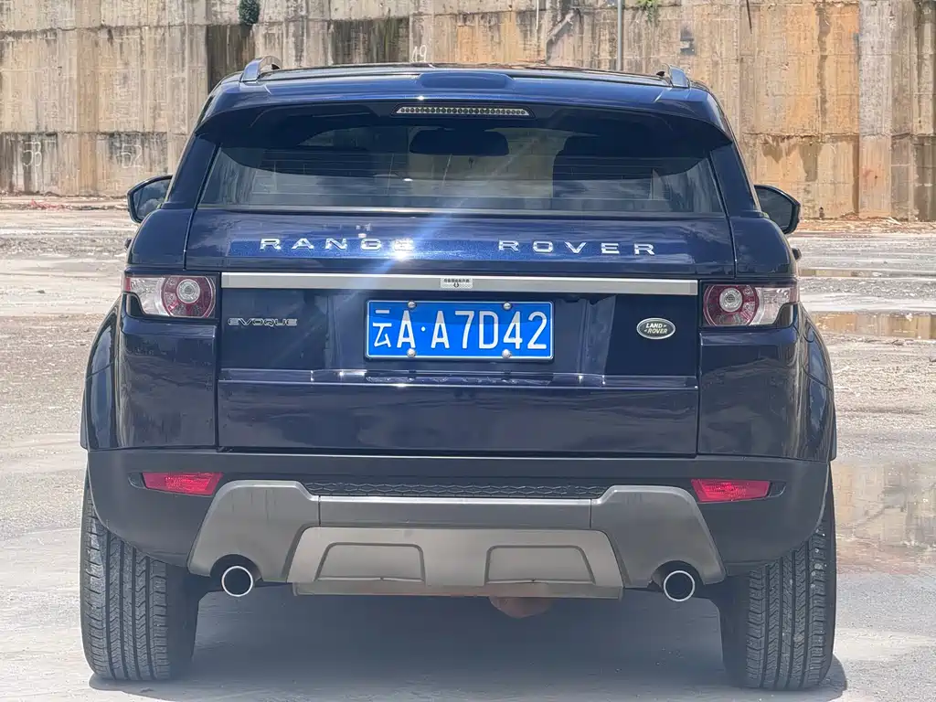 Land Rover Evoque 2014 — фото 12