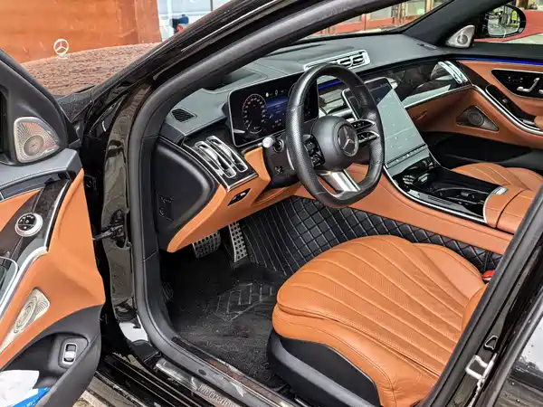 Mercedes-Benz S-Class 2021