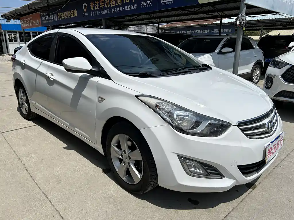 Hyundai Elantra 2014