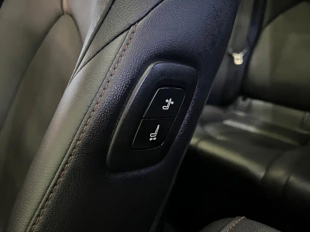 Toyota Camry 2018 — фото 21