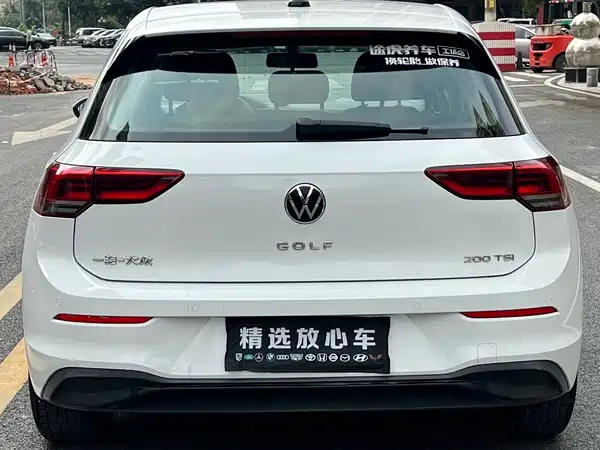 Volkswagen Golf 2023