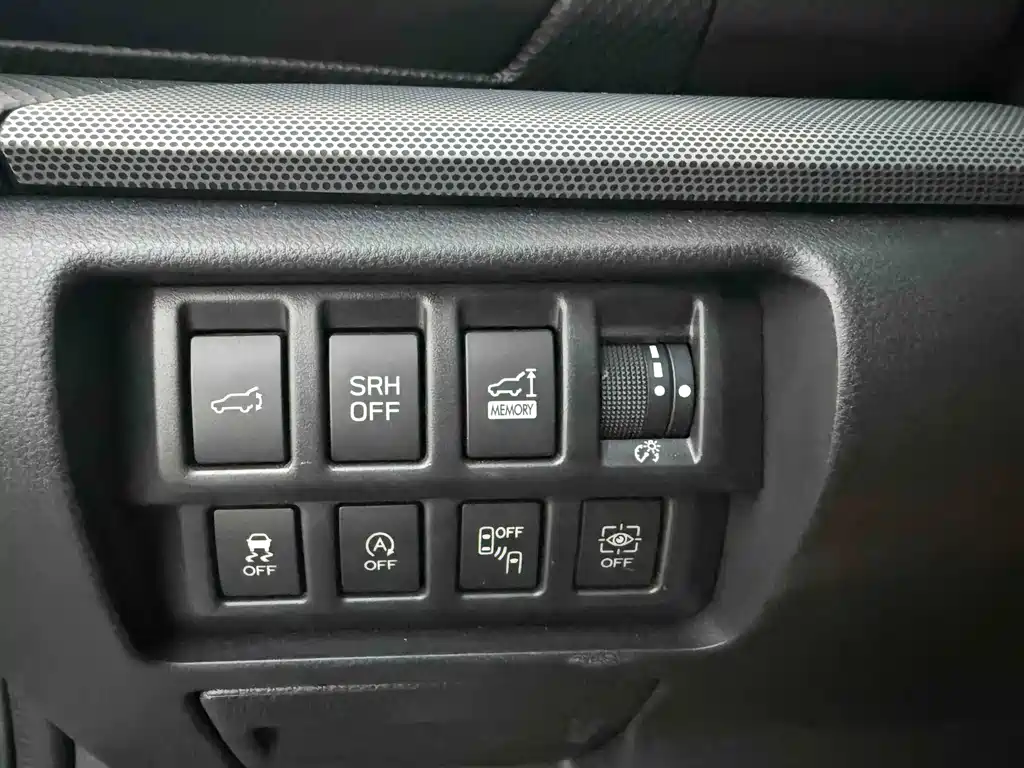Subaru Forester 2020 — фото 9