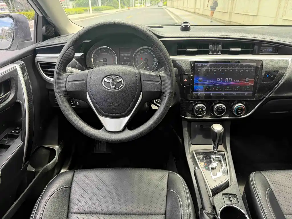 Toyota Corolla 2016 — фото 9