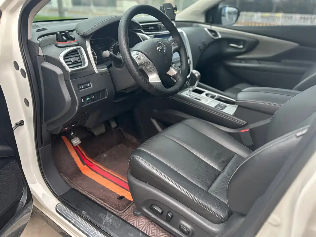 Toyota RAV4 2019 — фото 10