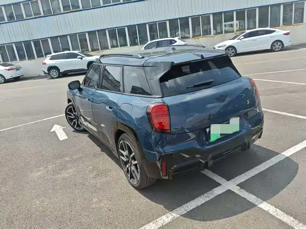 MINI Aceman 2024