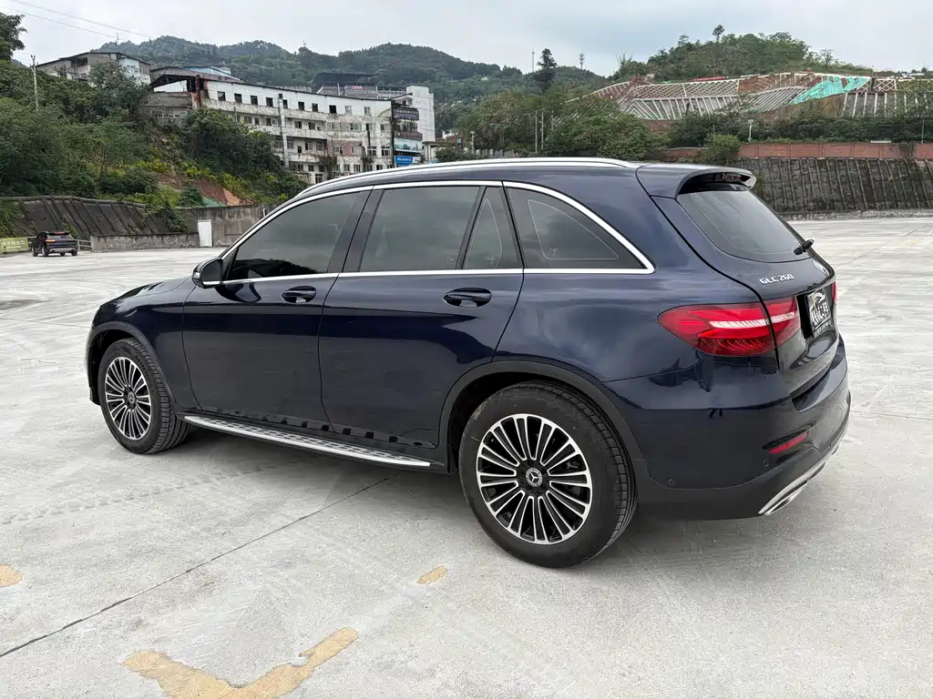 Mercedes-Benz GLC 2018 — фото 4