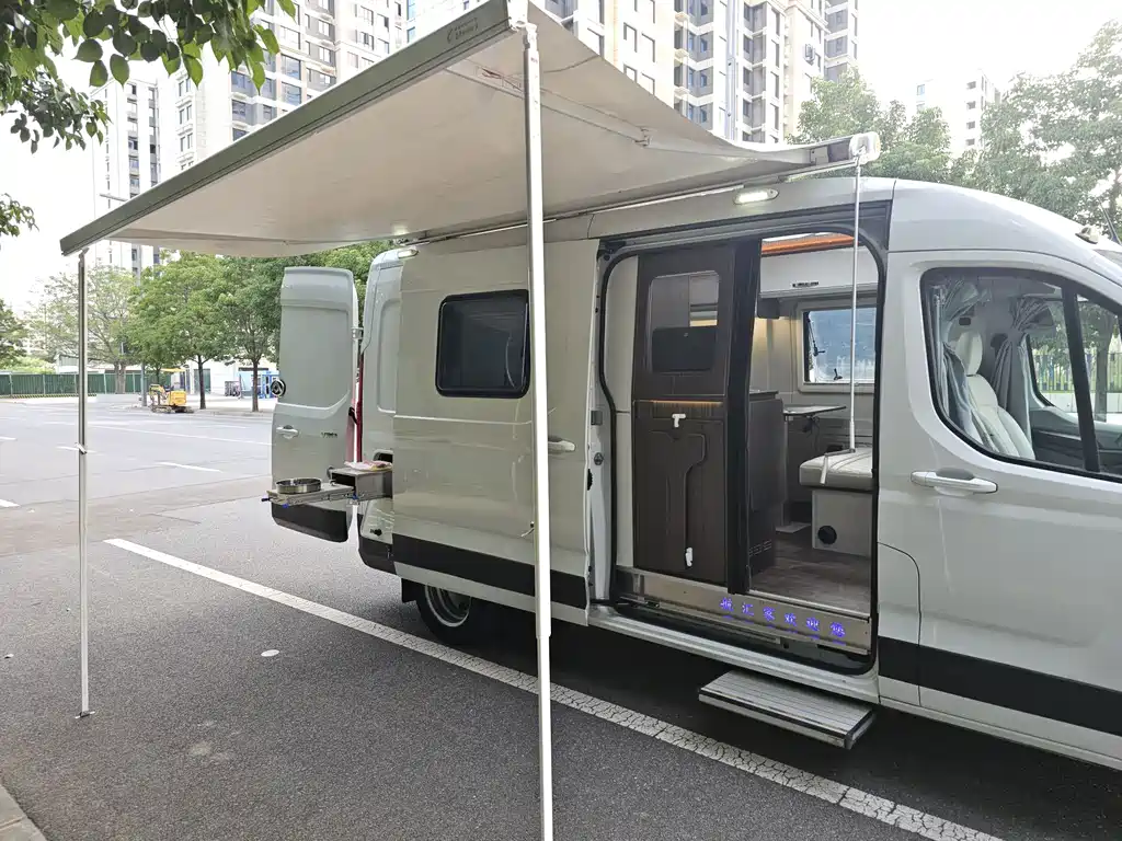 Maxus V90 RV 2022 — фото 10