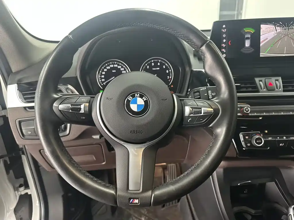 BMW X1 2022 — фото 12