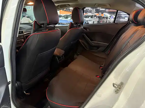 Mazda 3 Axela 2019