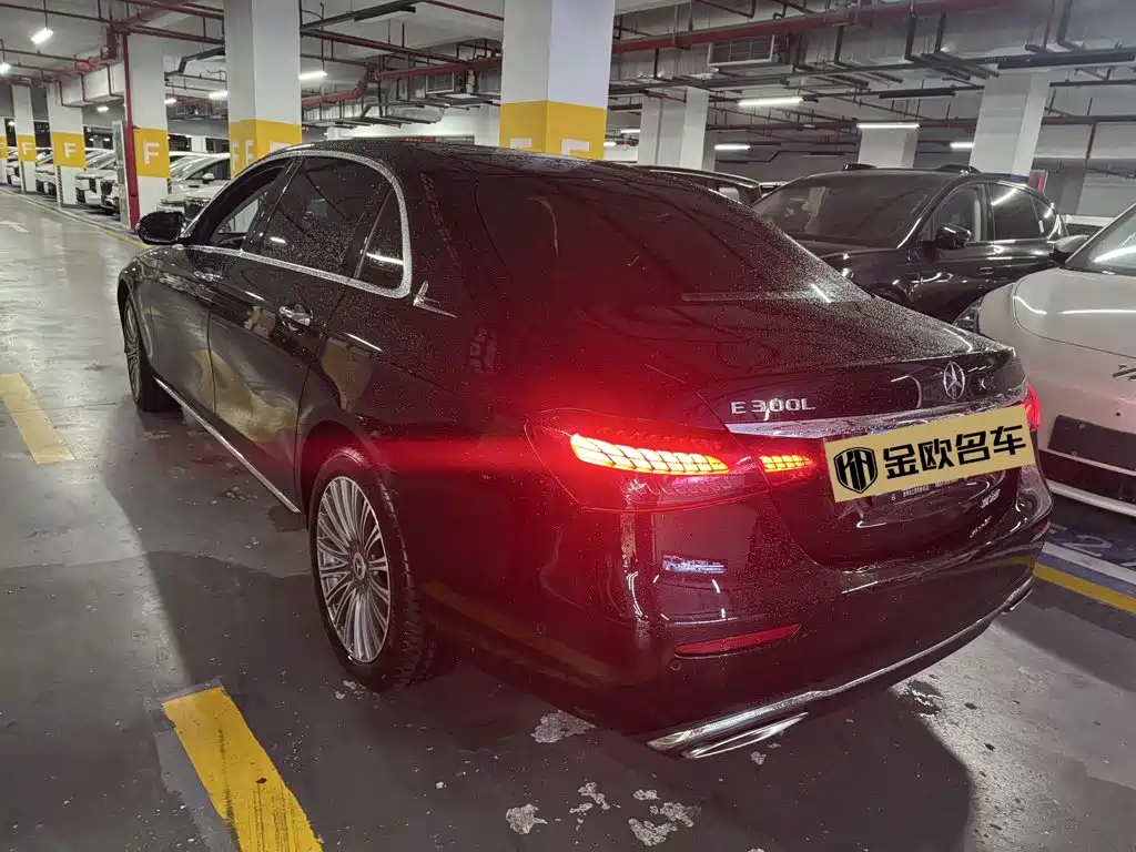 Mercedes-Benz E-Class 2023