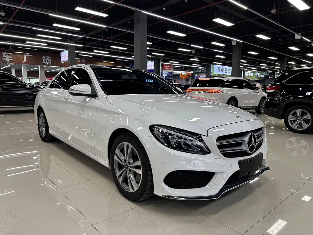 Mercedes-Benz C-Class 2018 — фото 3