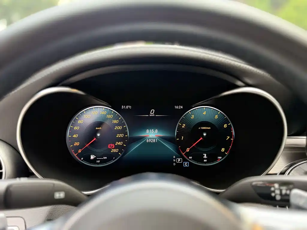 Mercedes-Benz C-Class 2022