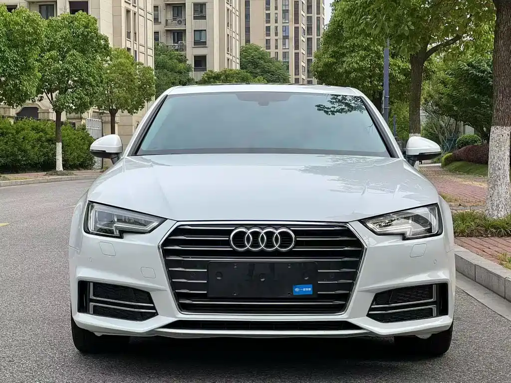 Audi A4L 2020 — фото 2