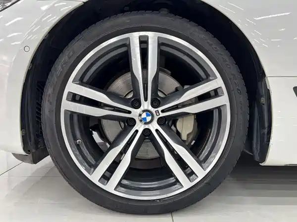 BMW 6 Series GT 2021