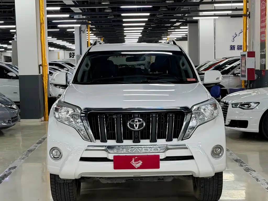 Toyota Prado 2018 — фото 2