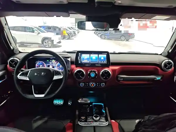 BAIC BJ40 2024