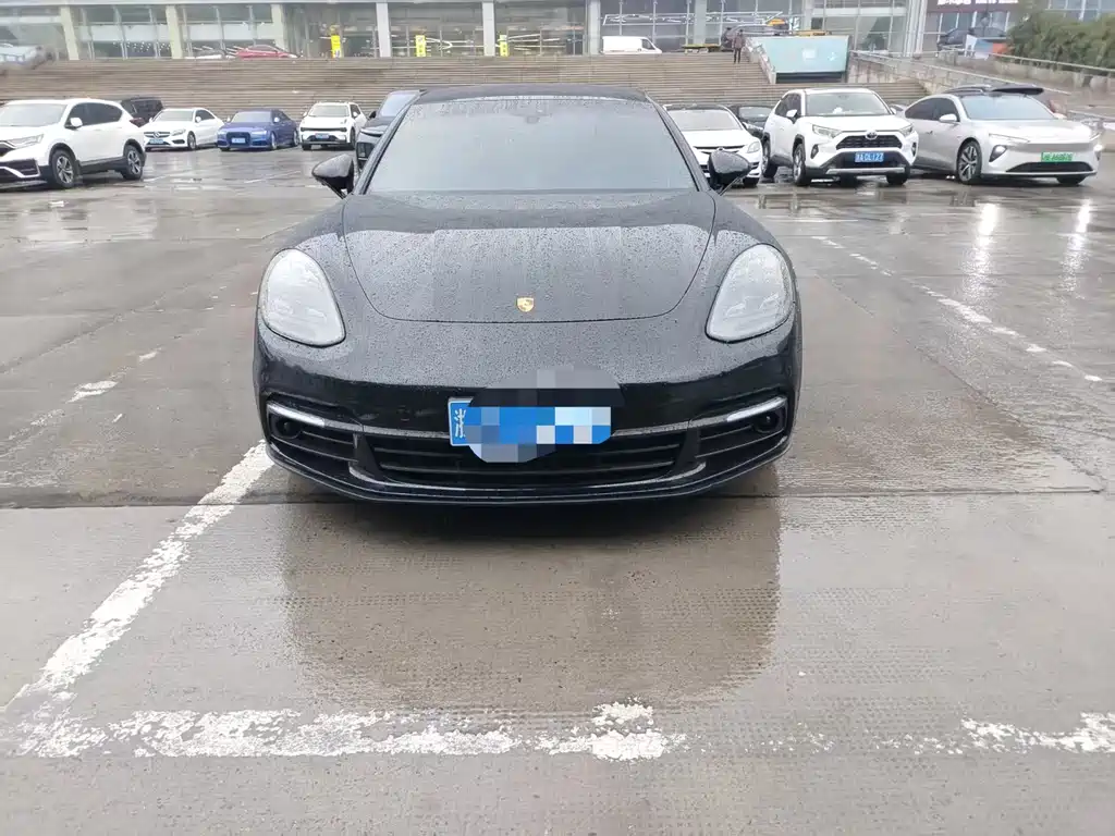 Porsche Panamera 2017 — фото 1