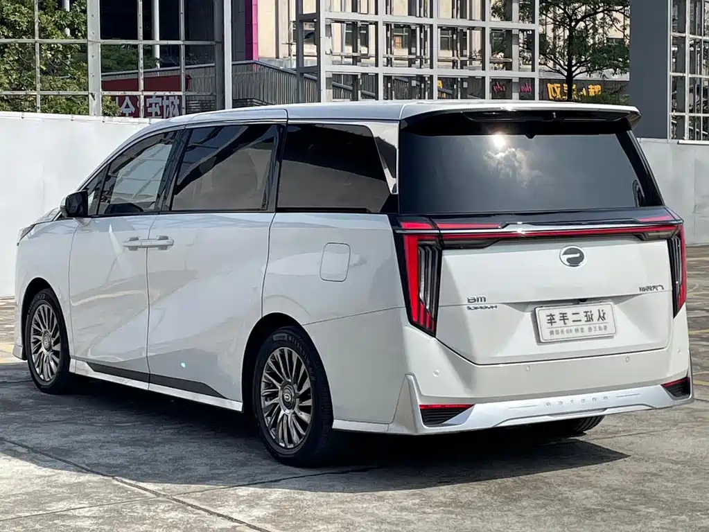 GAC Motor Trumpchi M8 2023 — фото 15