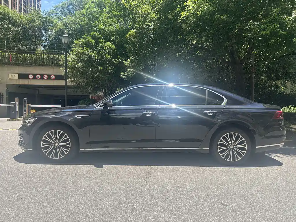 Volkswagen Phideon 2020