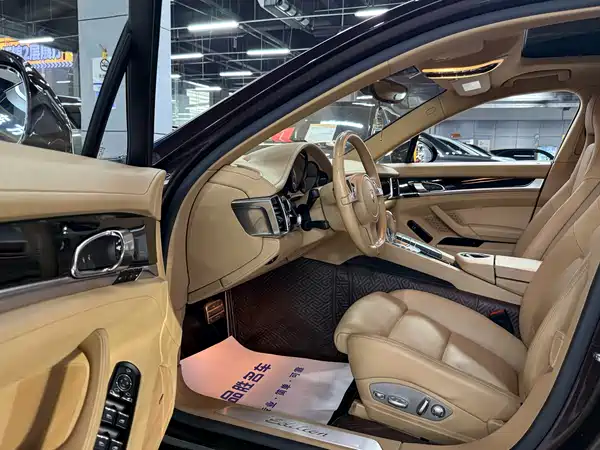 Porsche Panamera 2016