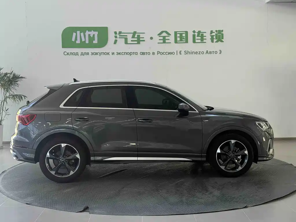 Audi Q3 2023 — фото 3