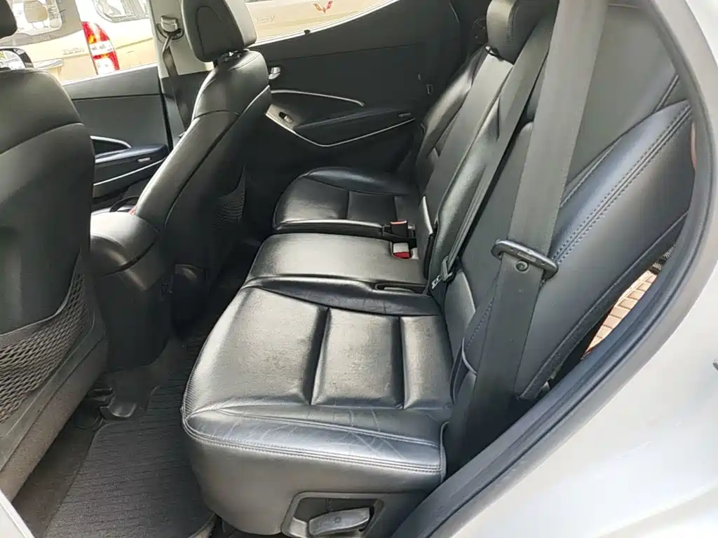 Hyundai Santa Fe 2016 — фото 17