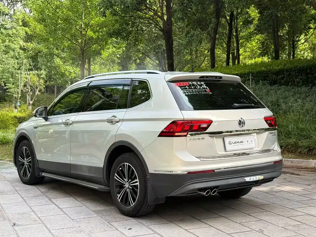 Volkswagen Tiguan L 2020 — фото 4