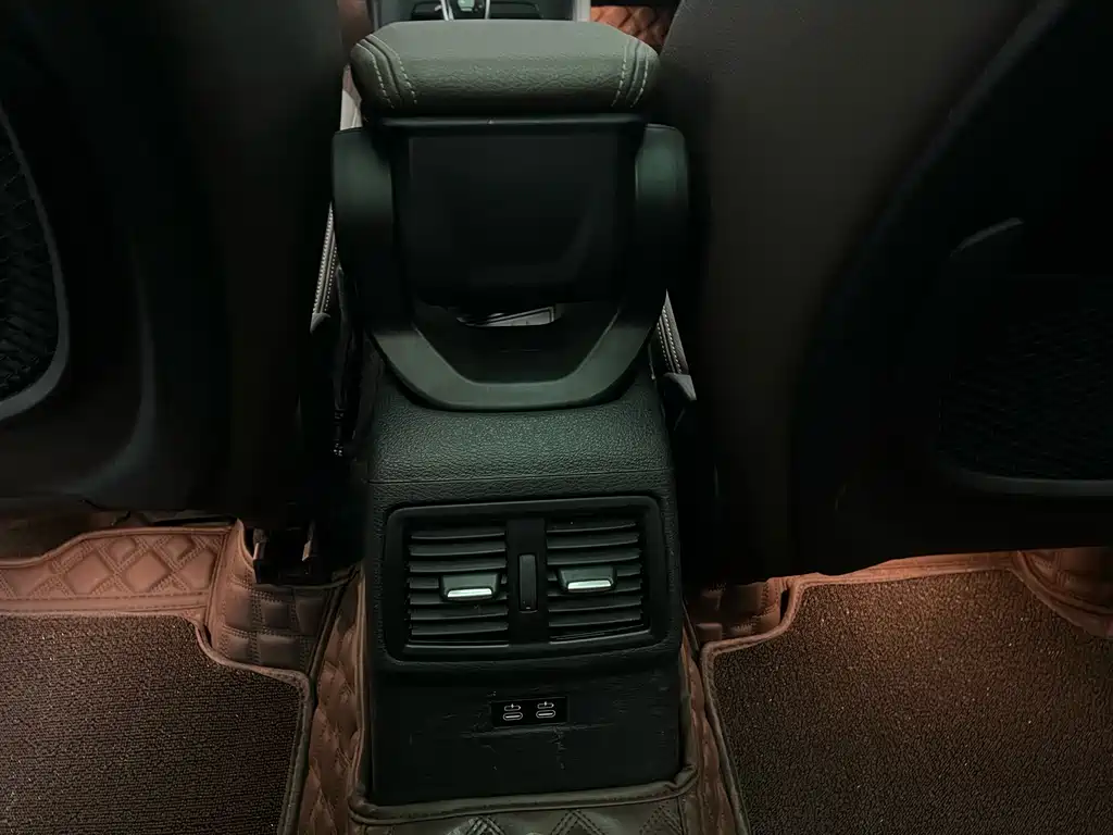 BMW X1 2022 — фото 11