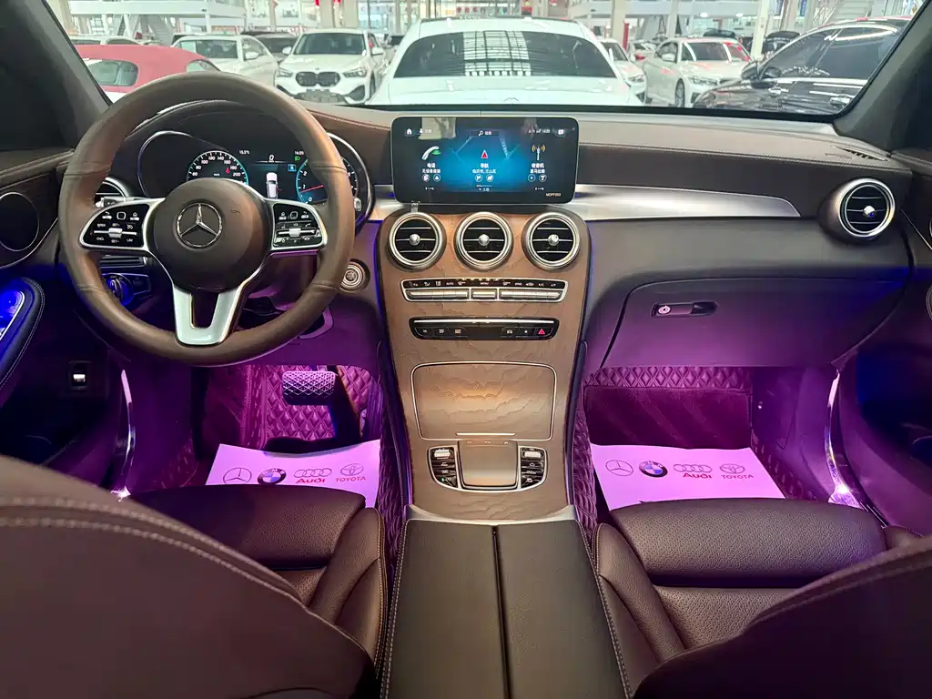 Mercedes-Benz GLC 2020 — фото 9