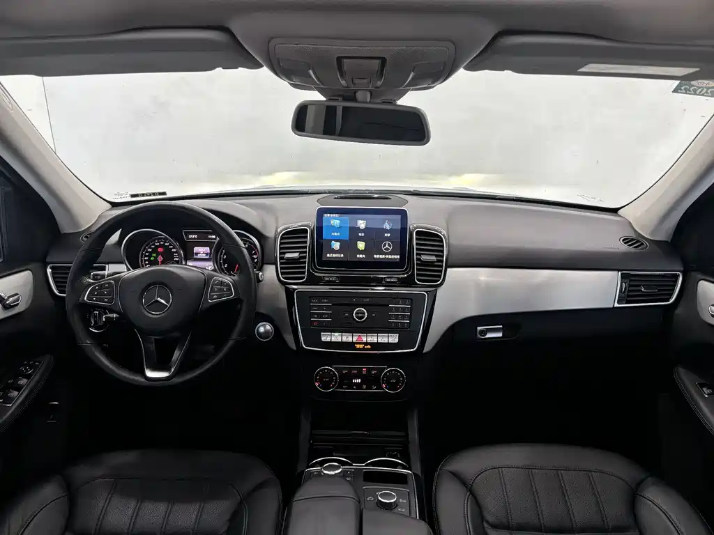 Mercedes-Benz GLE 2016 — фото 13