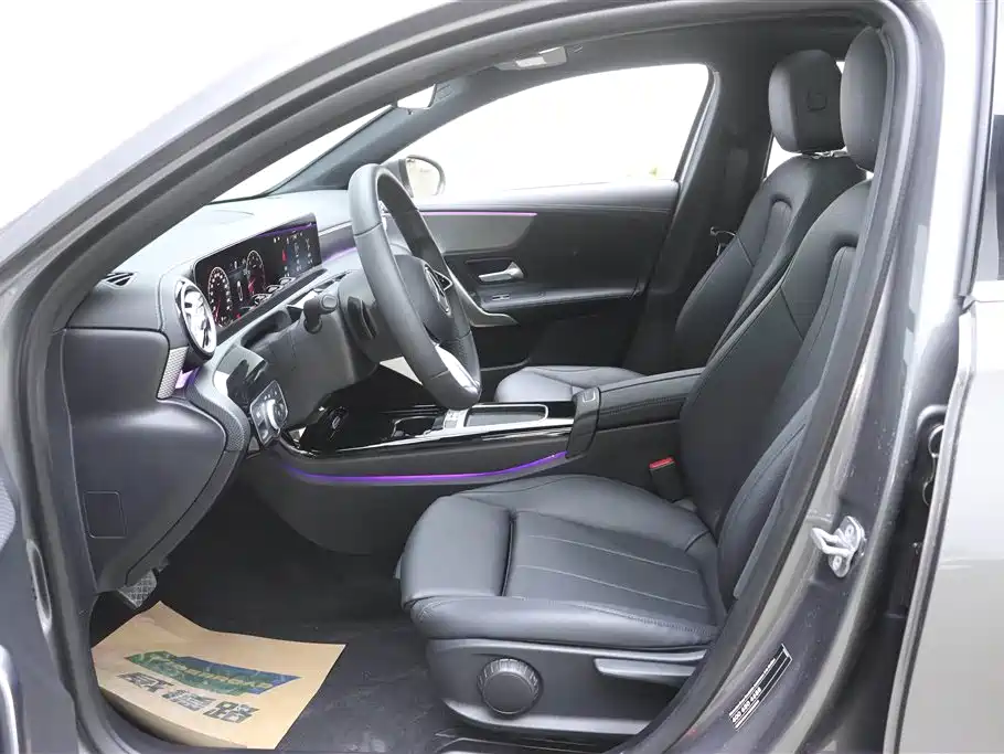 Mercedes-Benz A-Class 2025 — фото 14