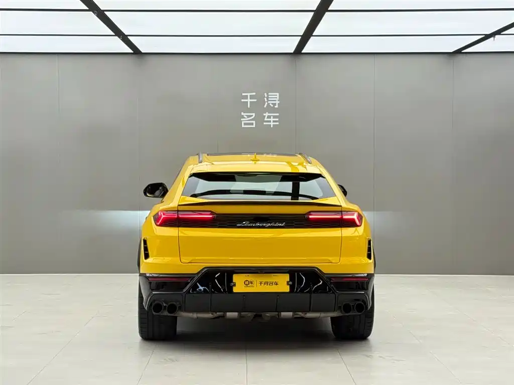 Lamborghini Urus SE 2026 — фото 17