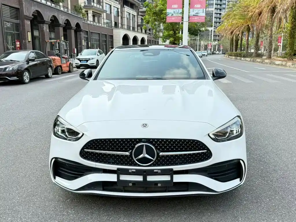 Mercedes-Benz C-Class 2023